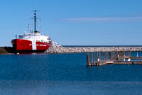 Icebreaker Mackinaw